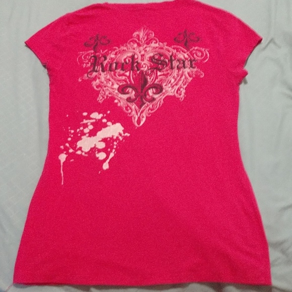 T-Shirt - Picture 3 of 5